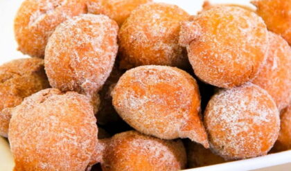 Receita de Bolinho de Chuva Simples e Fácil de Fazer